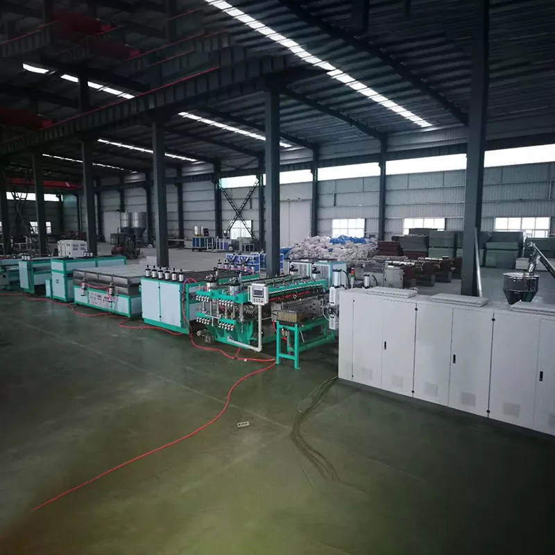 Est PP cavae eget tabula productio linea recens innovation in plastic processus et vestibulum industria?